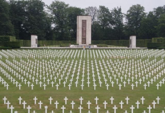 Picture of Battle of the Bulge Monument at Bastogne and Luxembourg American Cemetery. Credits: American Battle Monuments Commission/ Robert Uth.